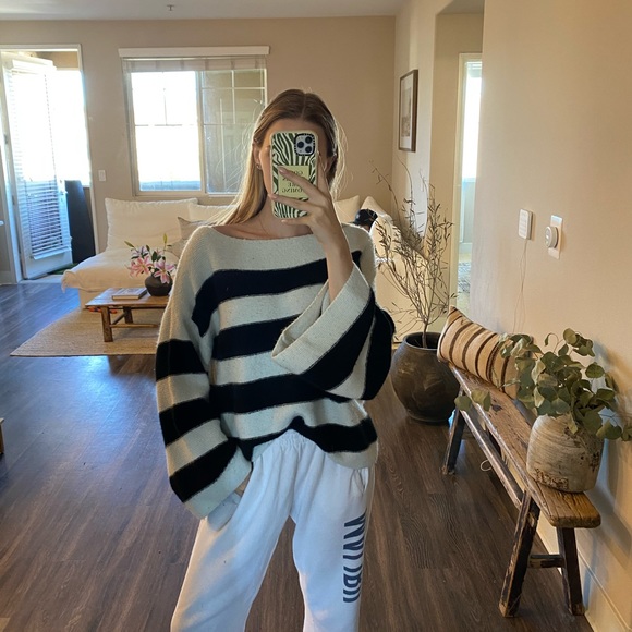 Princess polly sweater - Picture 1 of 4